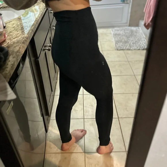 Manduka Black Essential High Line Extra High Waisted Black Leggings Size Small. - Picture 5 of 5